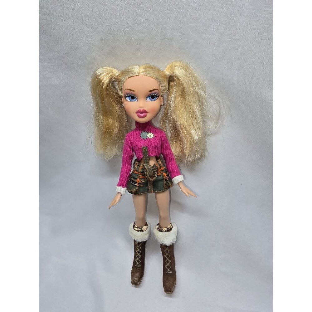 Bratz Campfire Cloe Doll 2005- Hair Cut- Read Information